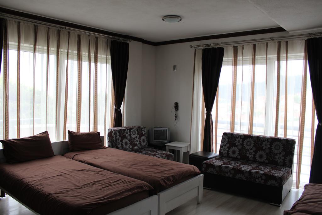 Kruševo Hotel Scorpion מראה חיצוני תמונה